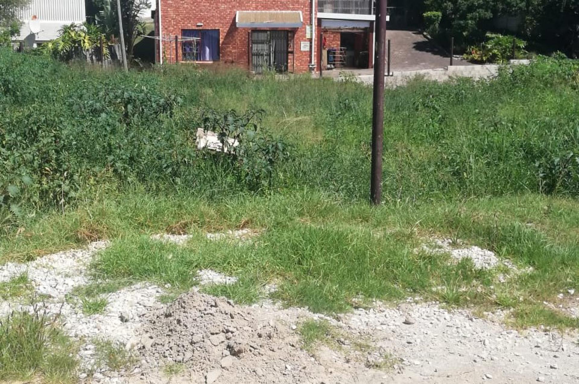  of property in Aston Bay