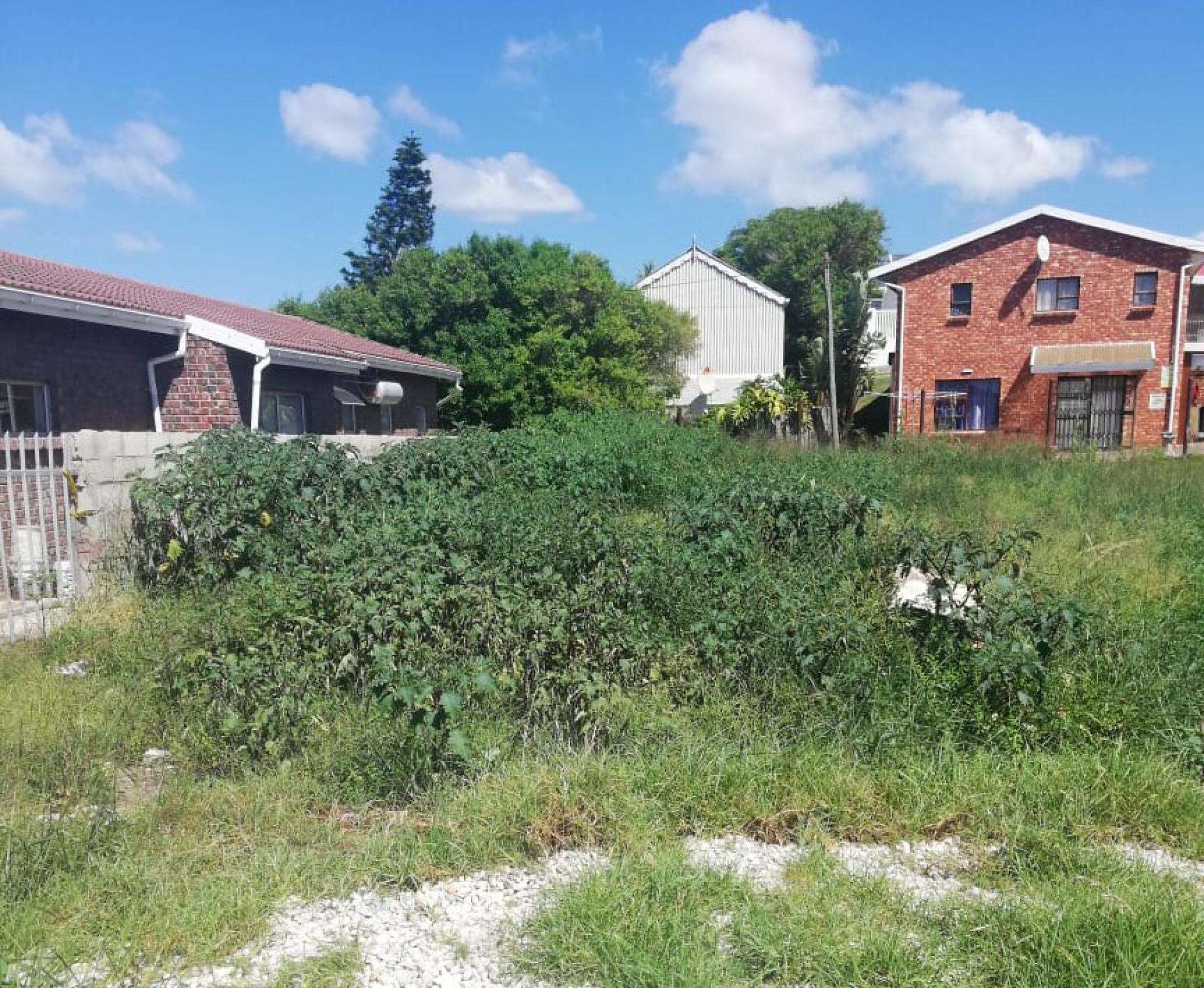  of property in Aston Bay