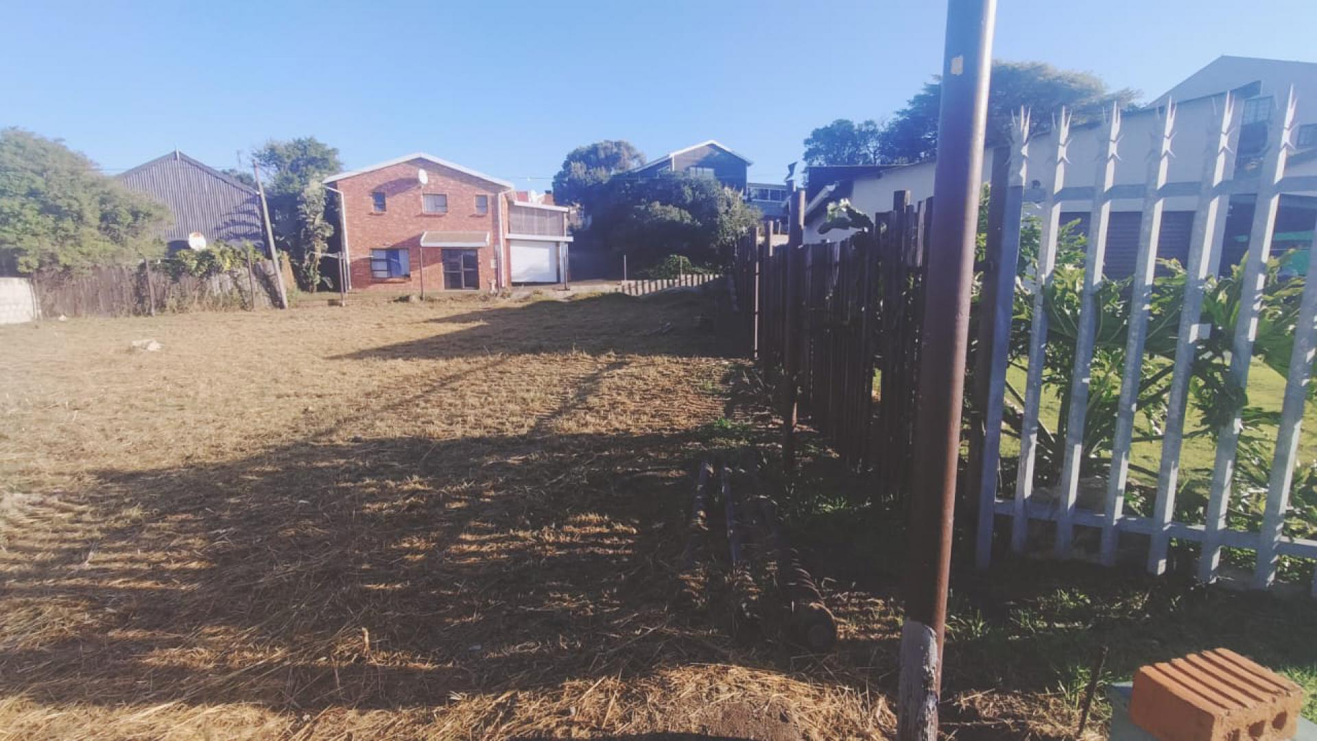  of property in Aston Bay