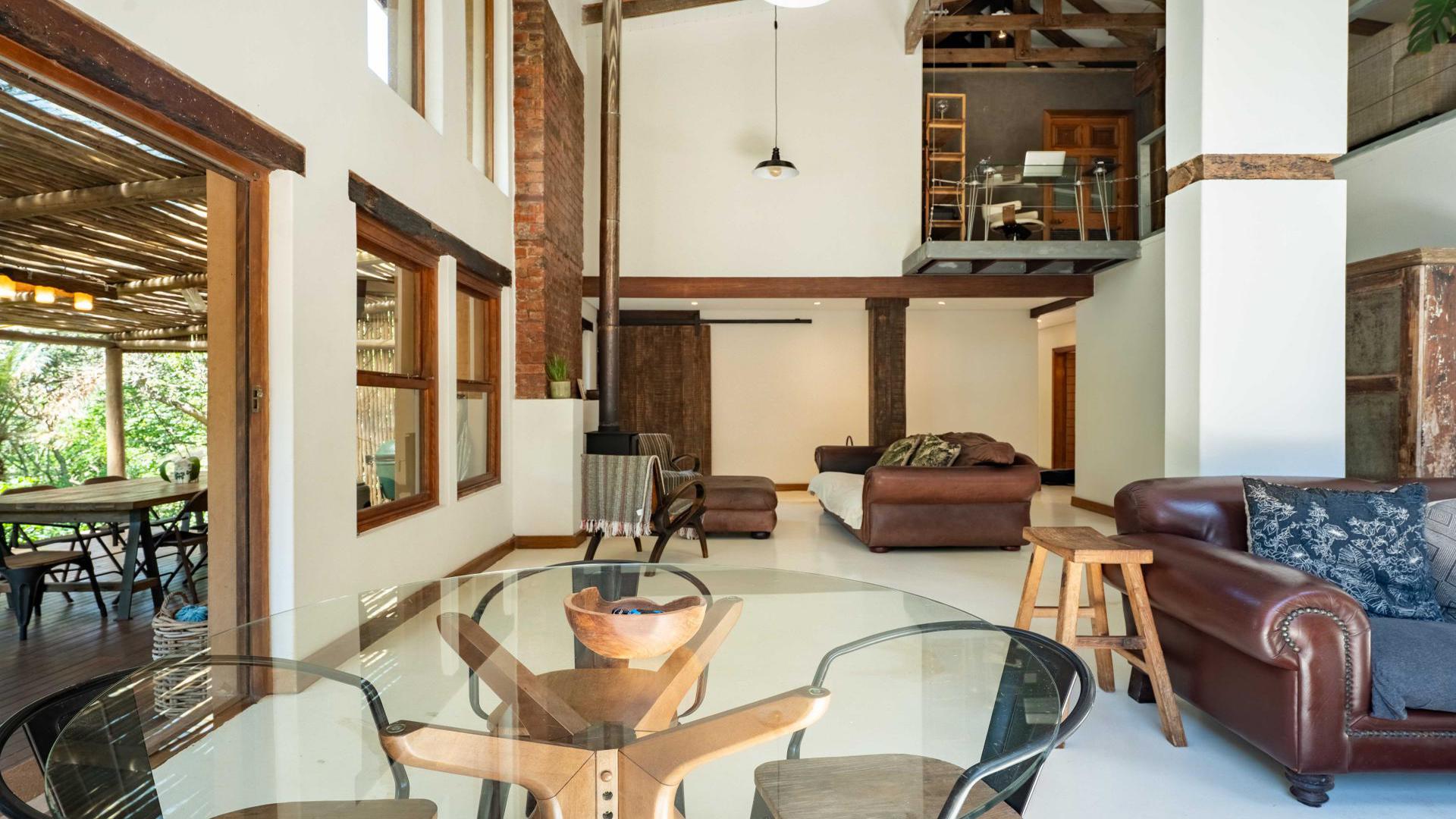 Dining Room of property in Everton HC