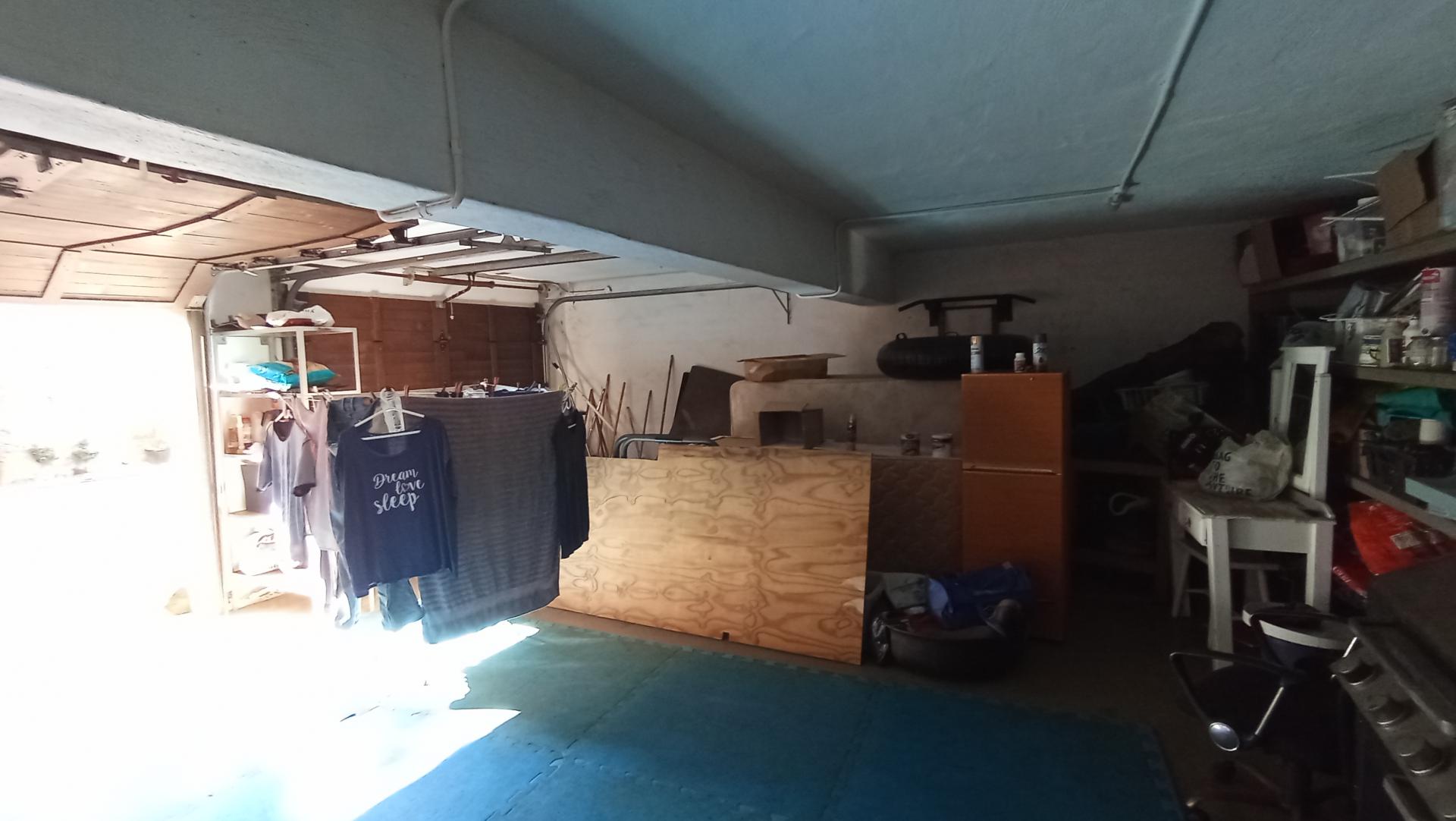 Garage of property in Everton HC