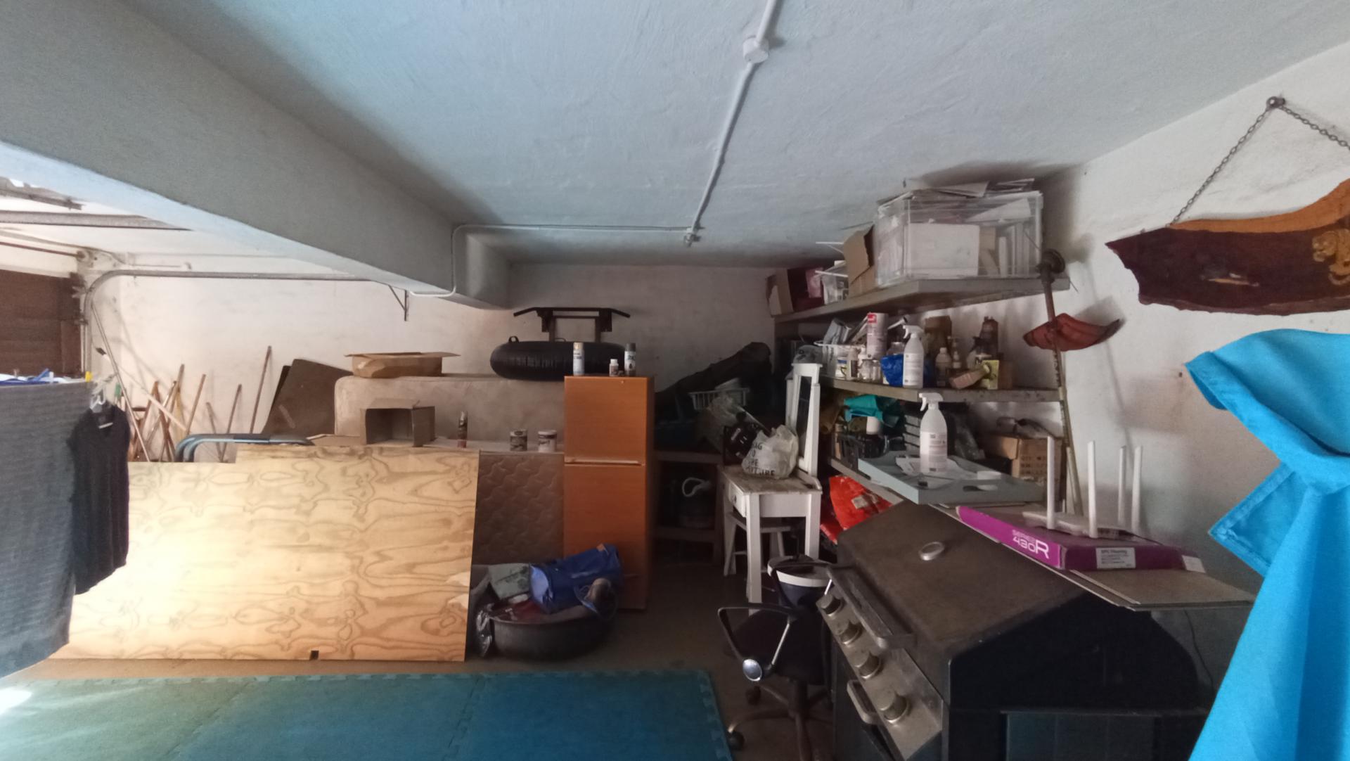 Garage of property in Everton HC