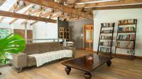 Study of property in Everton HC