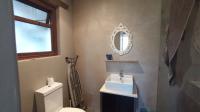 Main Bathroom of property in Everton HC