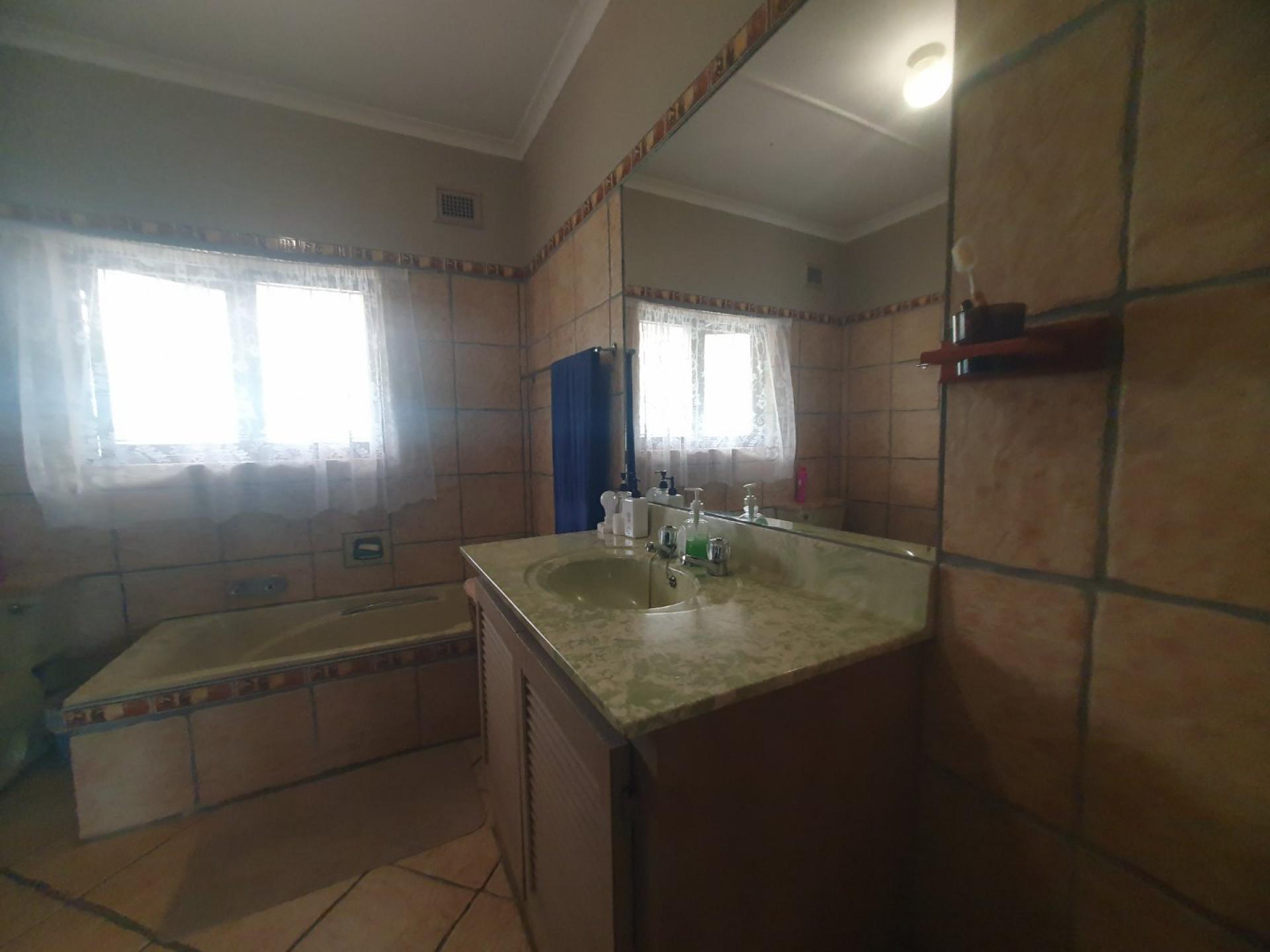  of property in Umtentweni