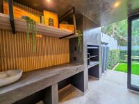  of property in Bendor
