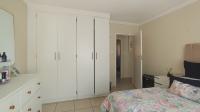 Bed Room 1 - 14 square meters of property in Equestria