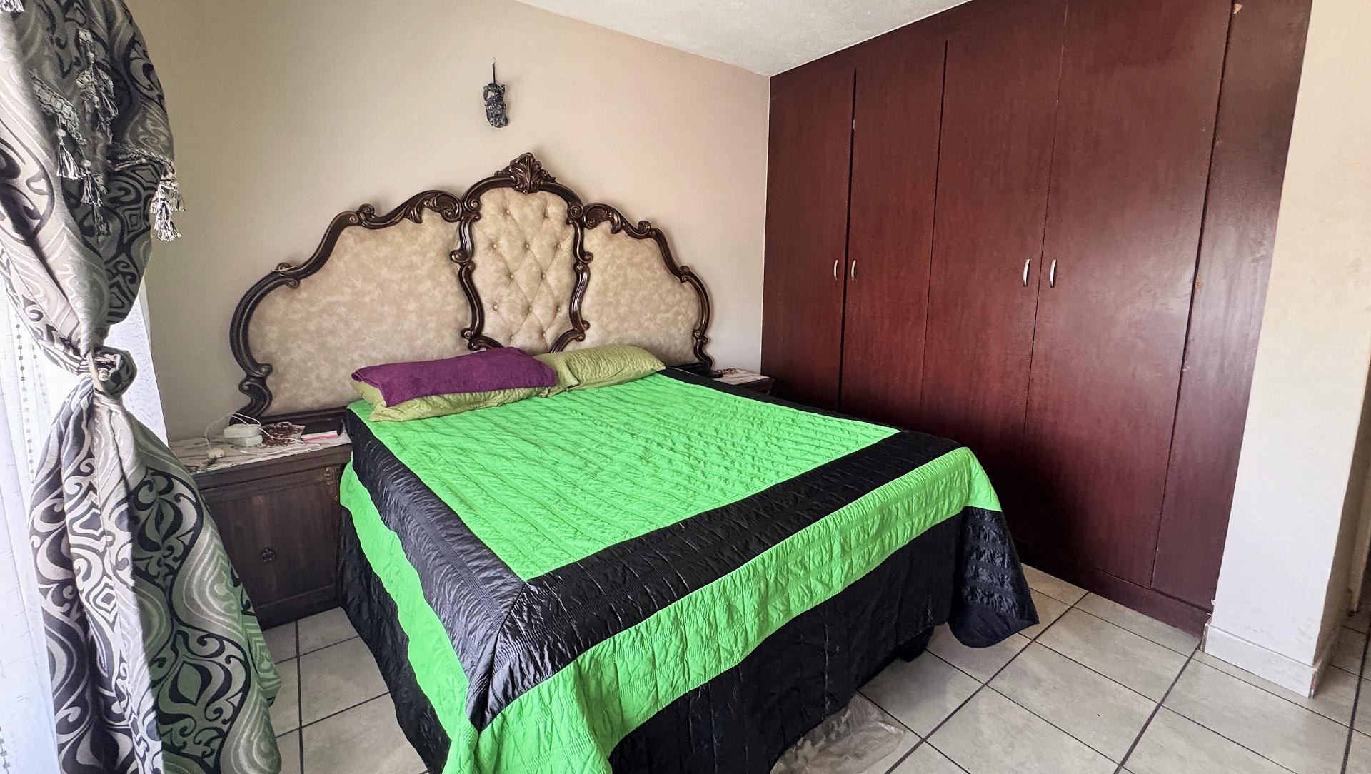 Bed Room 2 of property in Potchefstroom