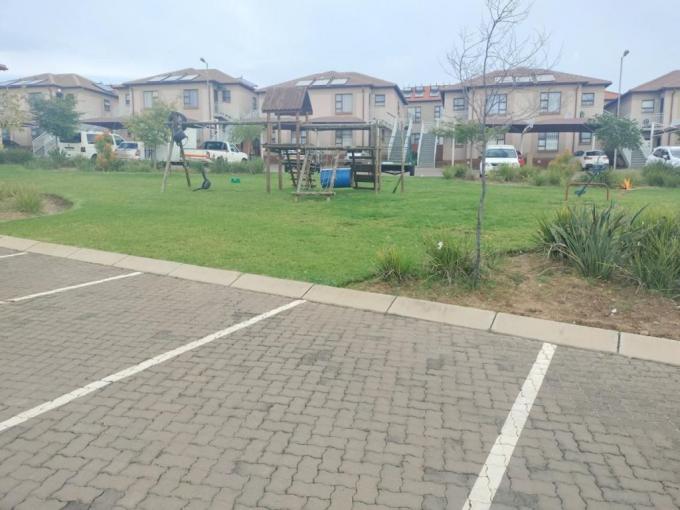 2 Bedroom Duplex for Sale For Sale in The Reeds - MR676373