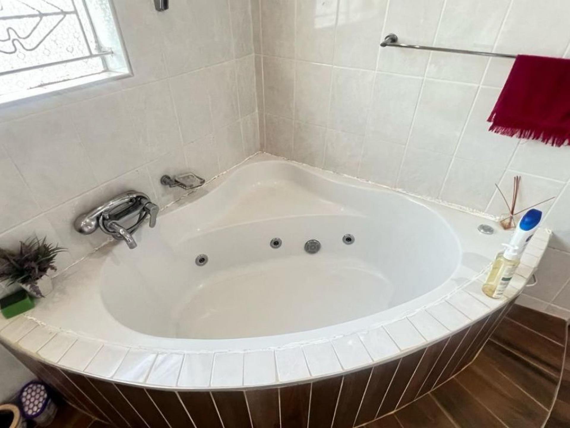  of property in Thohoyandou