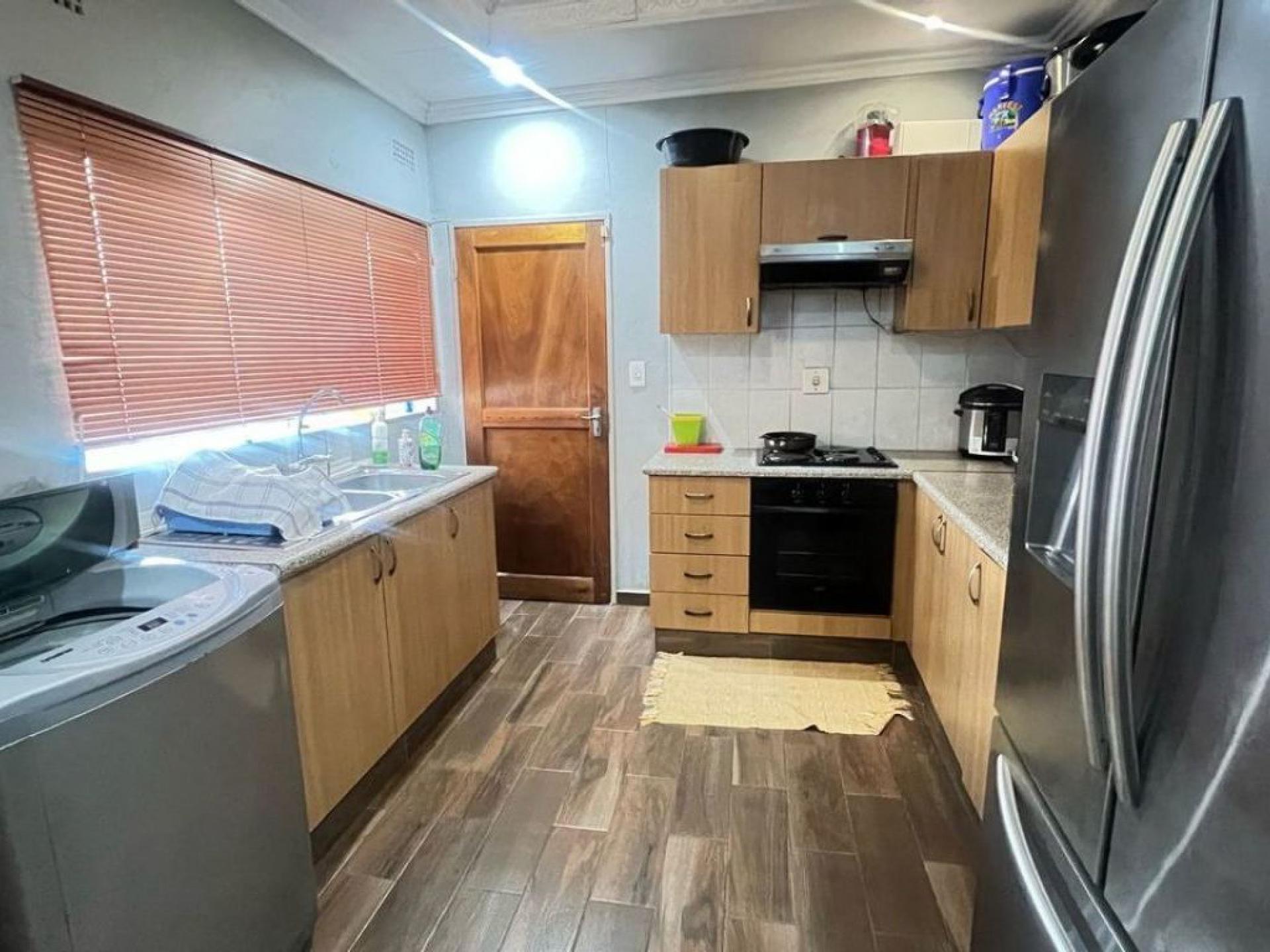  of property in Thohoyandou