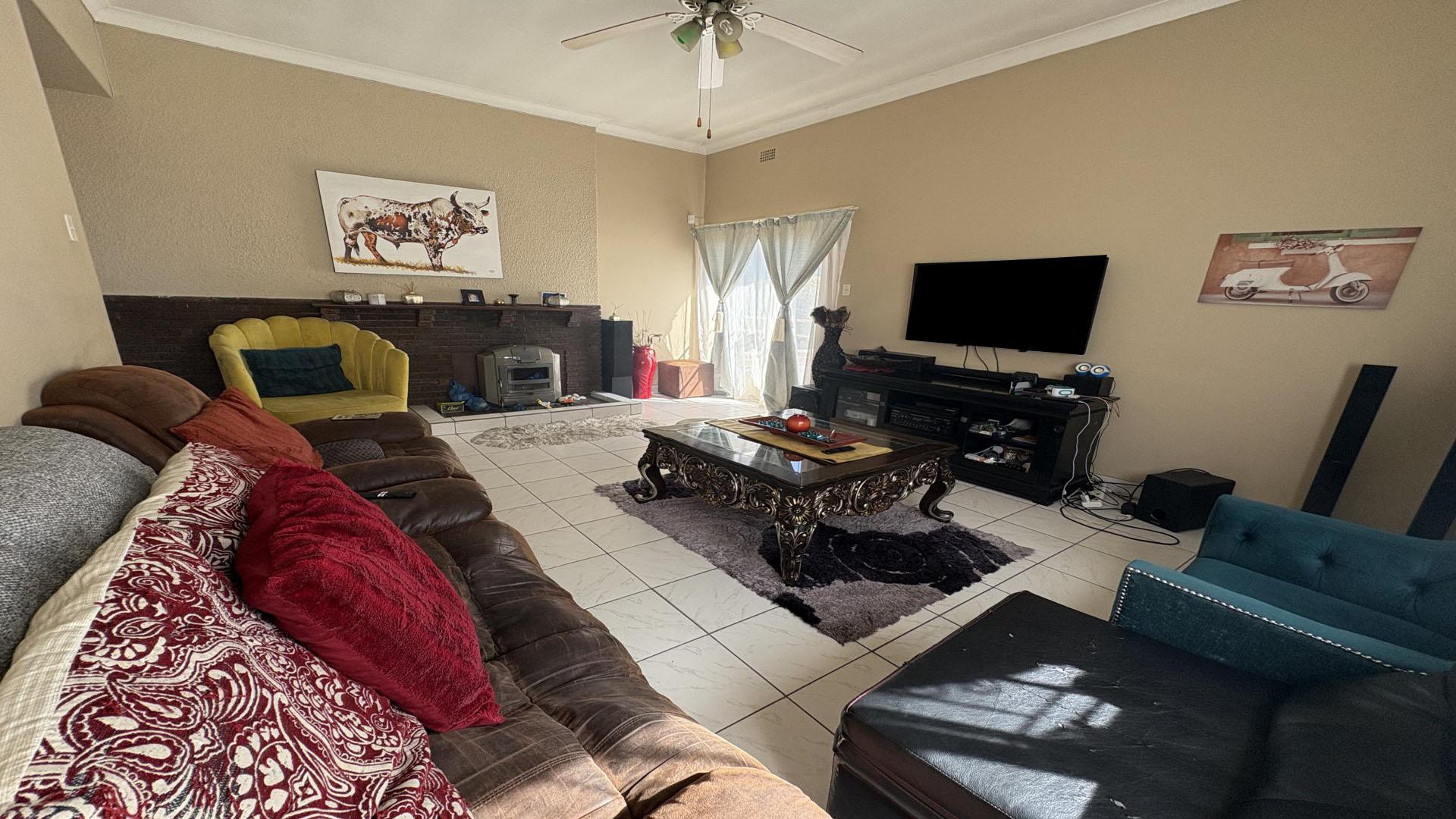 Lounges of property in Florida Lake