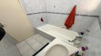 Bathroom 3+ of property in Florida Lake
