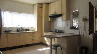 Kitchen - 19 square meters of property in Florida Lake
