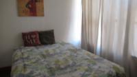 Bed Room 1 - 10 square meters of property in Florida Lake
