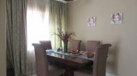 Dining Room - 11 square meters of property in Florida Lake