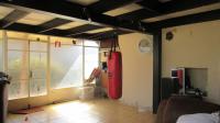 Patio - 27 square meters of property in Florida Lake