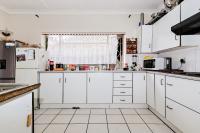  of property in Bonaero Park
