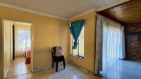 Dining Room - 10 square meters of property in Klippoortjie AH