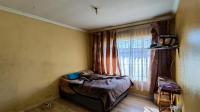 Main Bedroom - 15 square meters of property in Klippoortjie AH