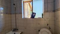 Bathroom 1 - 4 square meters of property in Klippoortjie AH