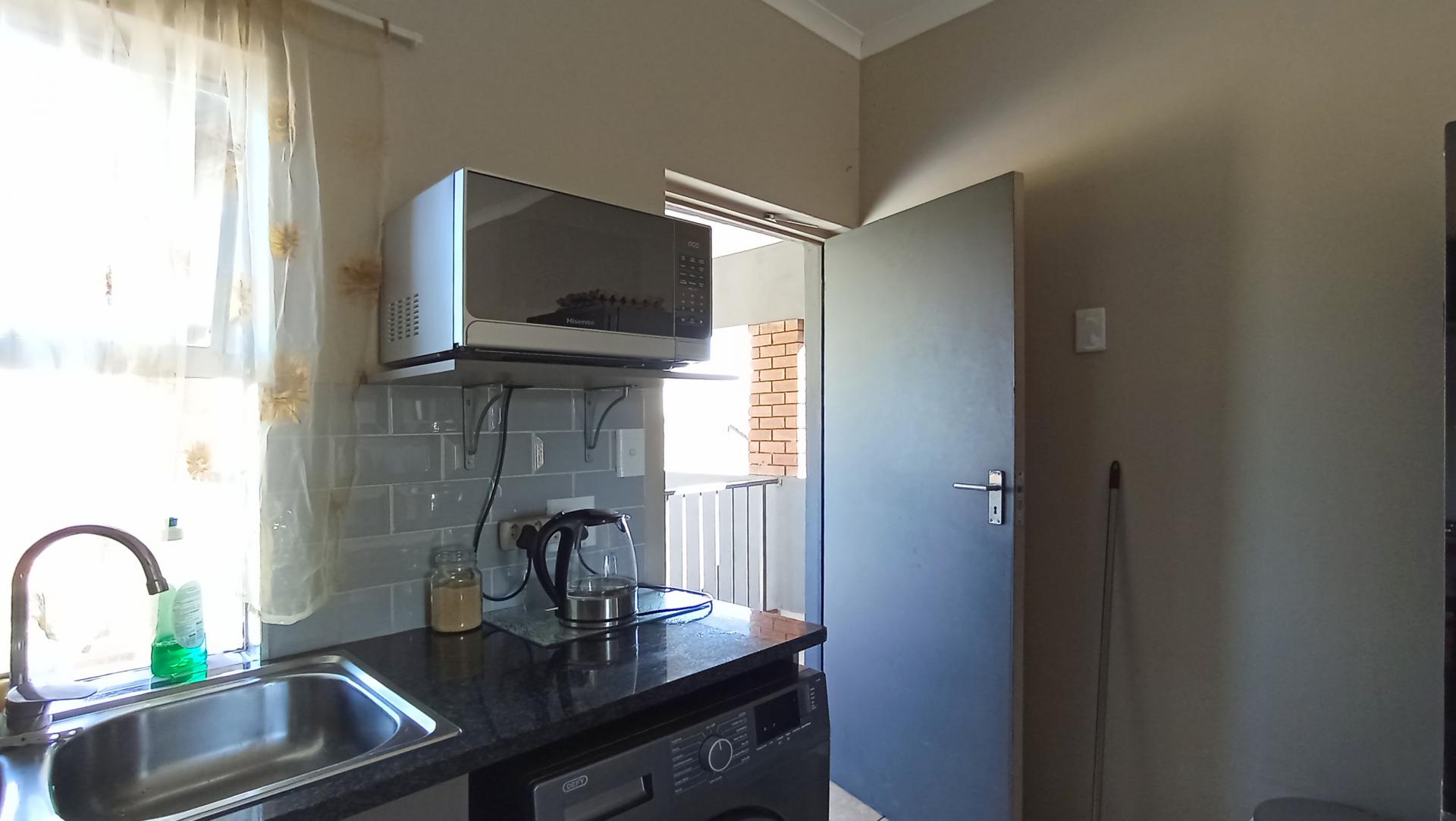 Kitchen - 9 square meters of property in Tres-Jolie A.H.