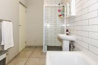  of property in Glen Marais