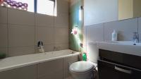 Bathroom 1 - 4 square meters of property in Jackal Creek Golf Estate