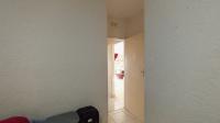Bed Room 2 - 14 square meters of property in Windsor East