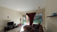 Lounges - 28 square meters of property in Windsor East
