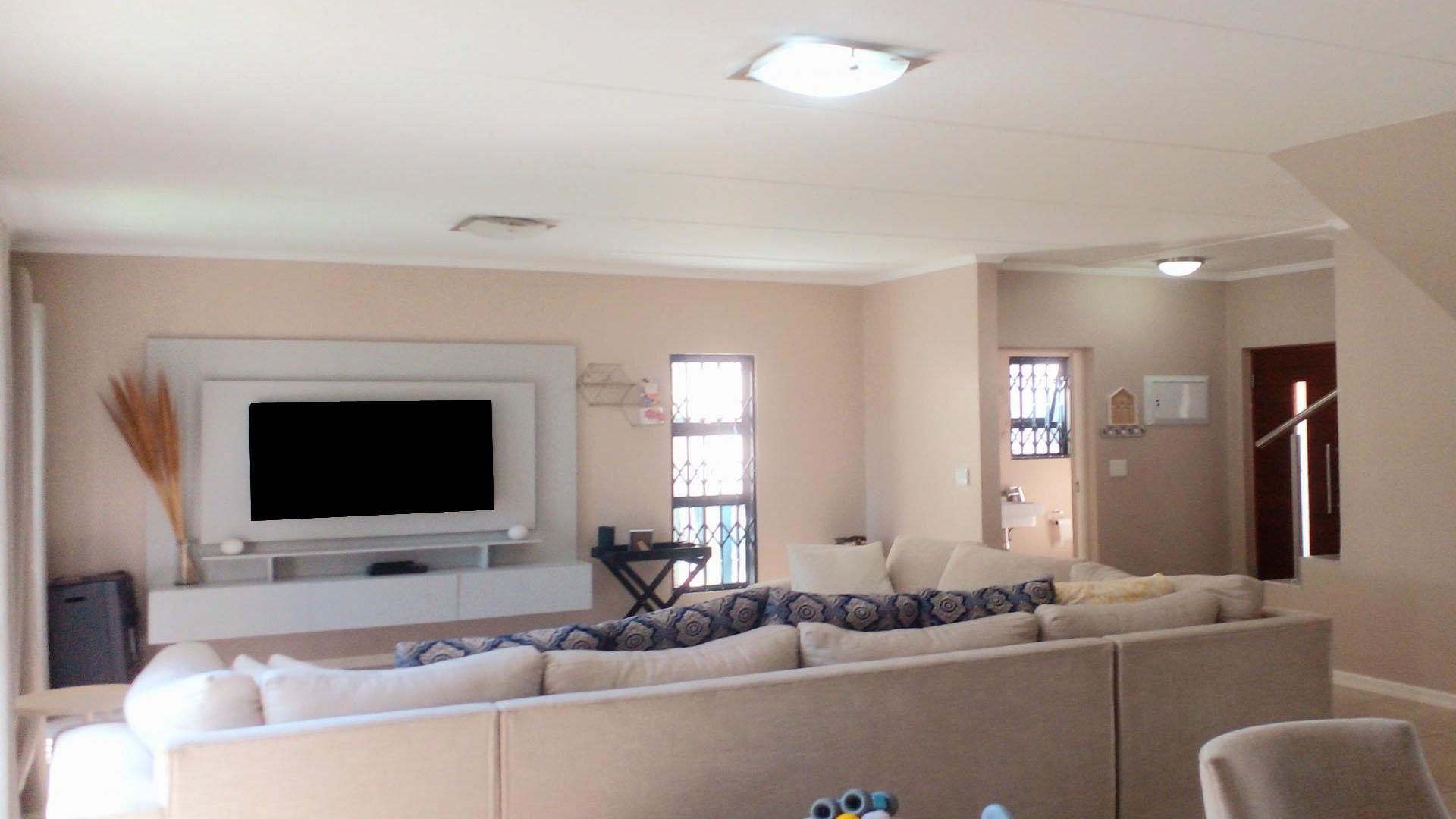 Lounges of property in Blackheath - JHB