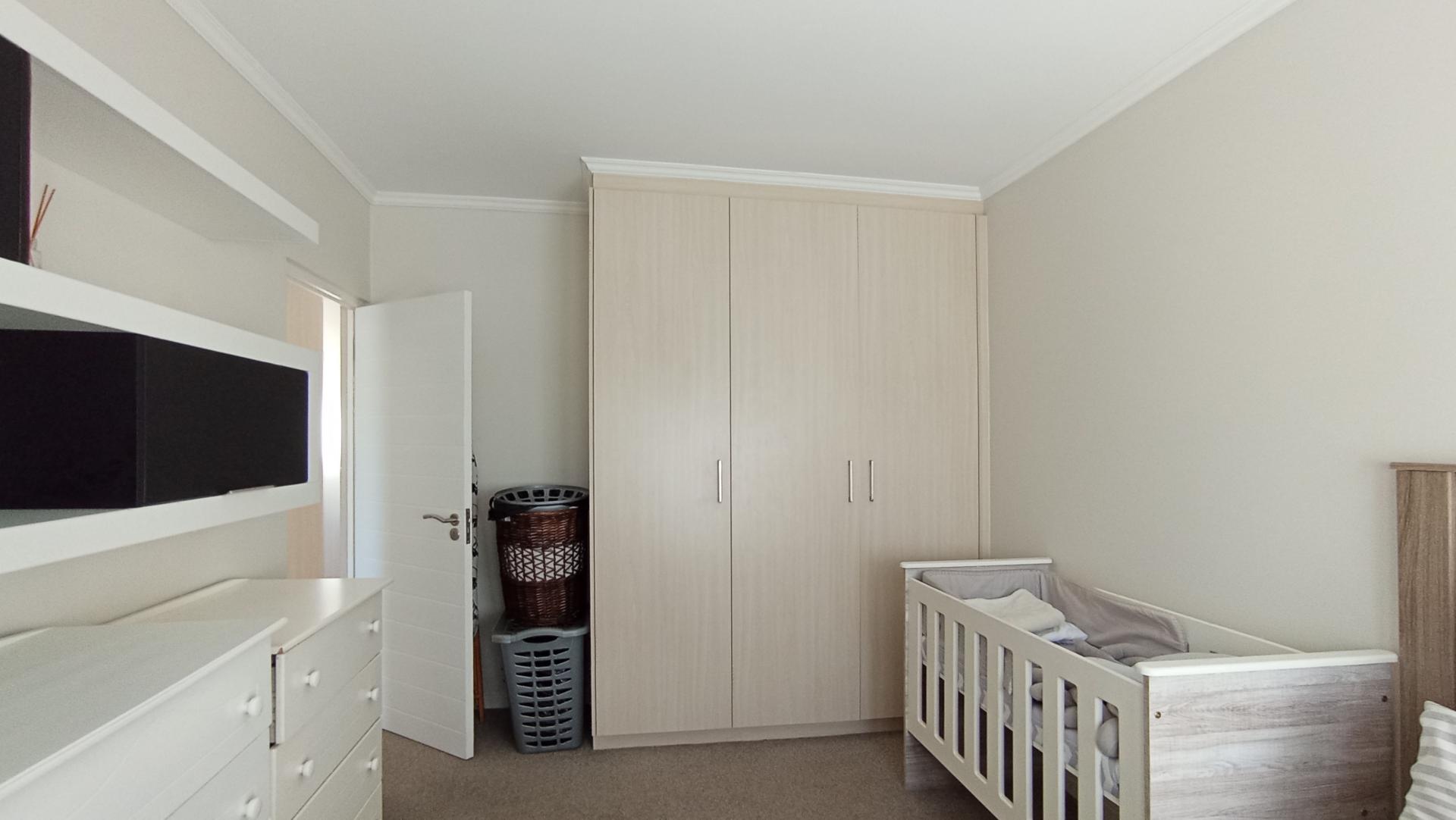 Bed Room 1 - 13 square meters of property in Blackheath - JHB