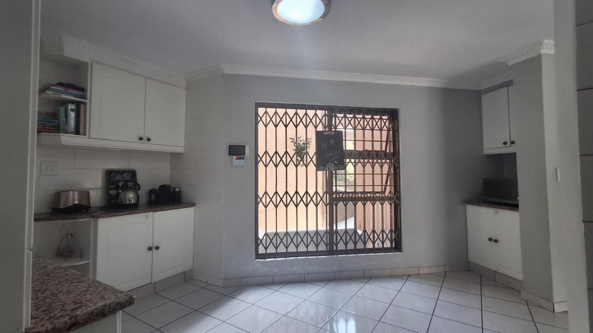 Kitchen of property in Kloofendal