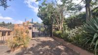 Front View of property in Kloofendal