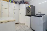 of property in Gillitts 