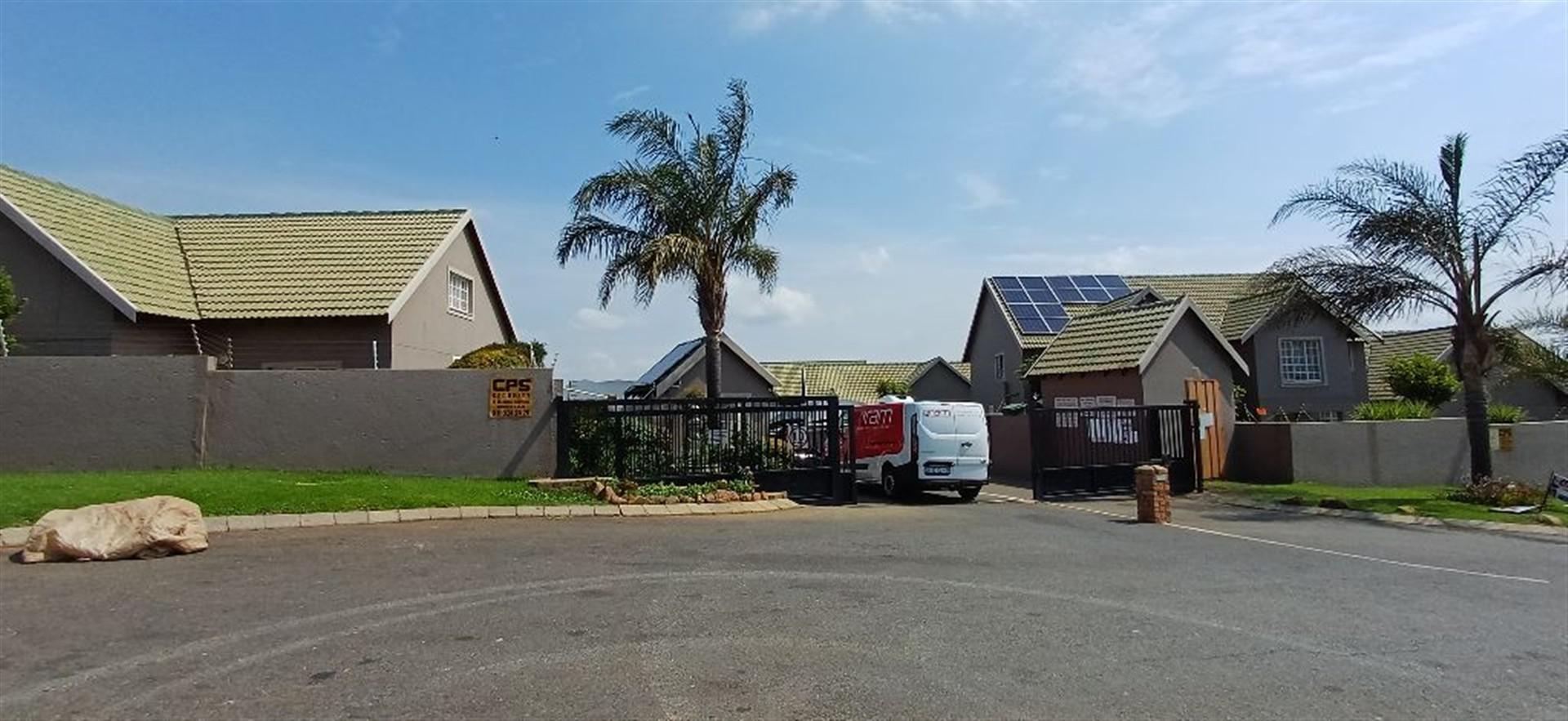 Front View of property in Bassonia Rock