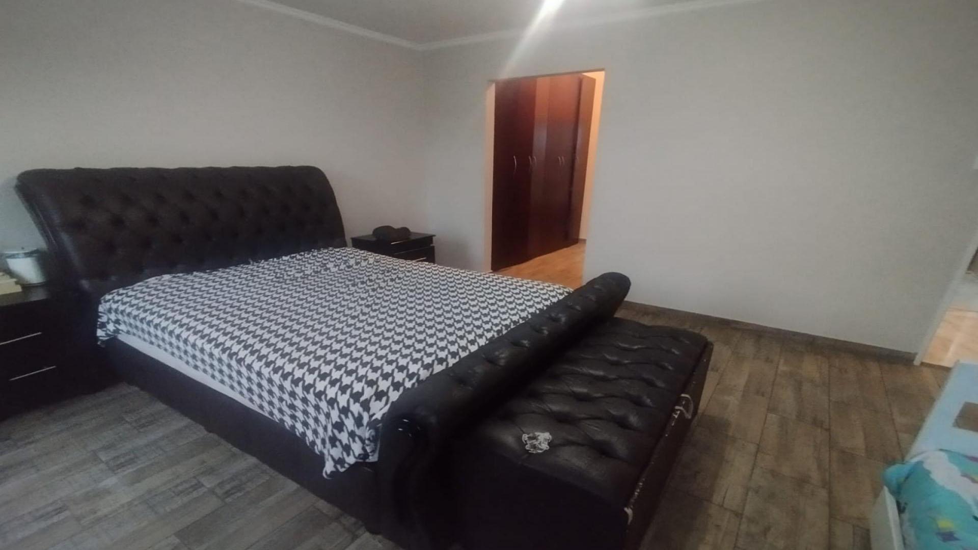 Main Bedroom of property in Vereeniging