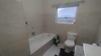 Bathroom 1 of property in Vereeniging