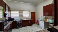 Kitchen - 17 square meters of property in Vereeniging