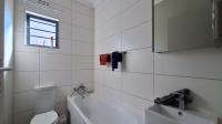 Bathroom 1 - 4 square meters of property in Cosmo City