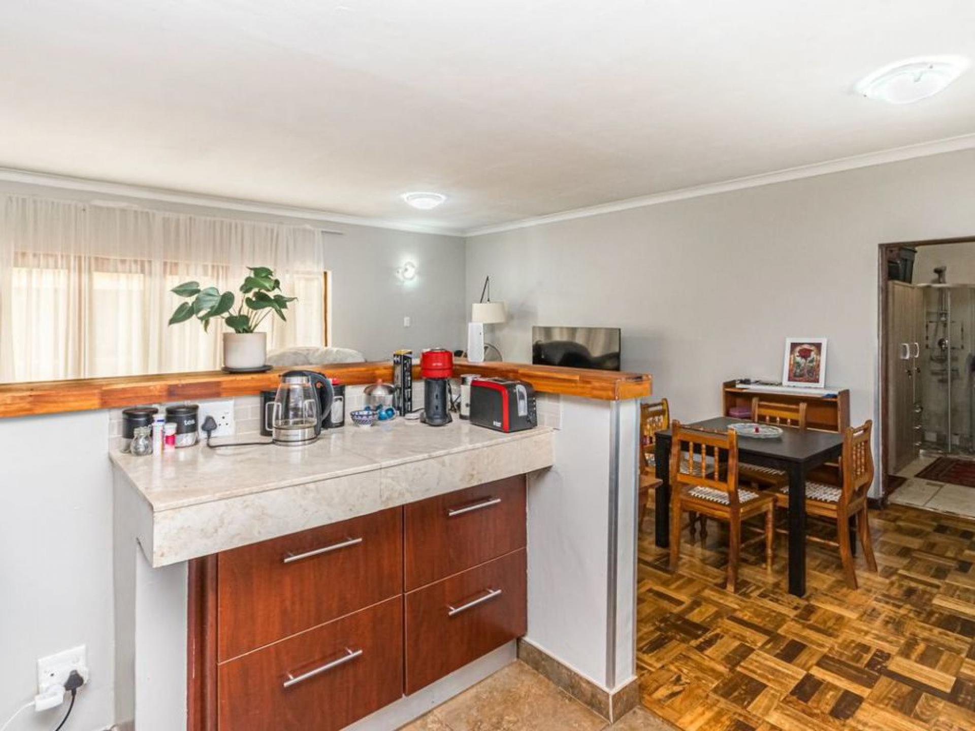  of property in Lyttelton Manor