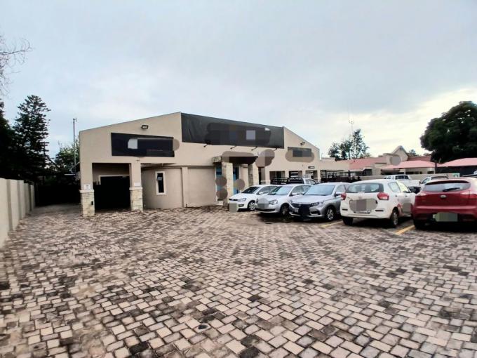 Commercial to Rent in Rustenburg - Property to rent - MR676563