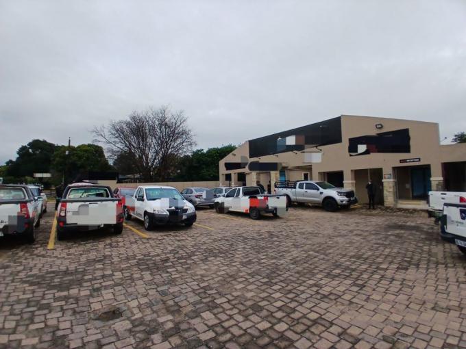 Commercial to Rent in Rustenburg - Property to rent - MR676563