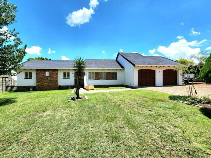 3 Bedroom House for Sale For Sale in Suideroord - MR676581