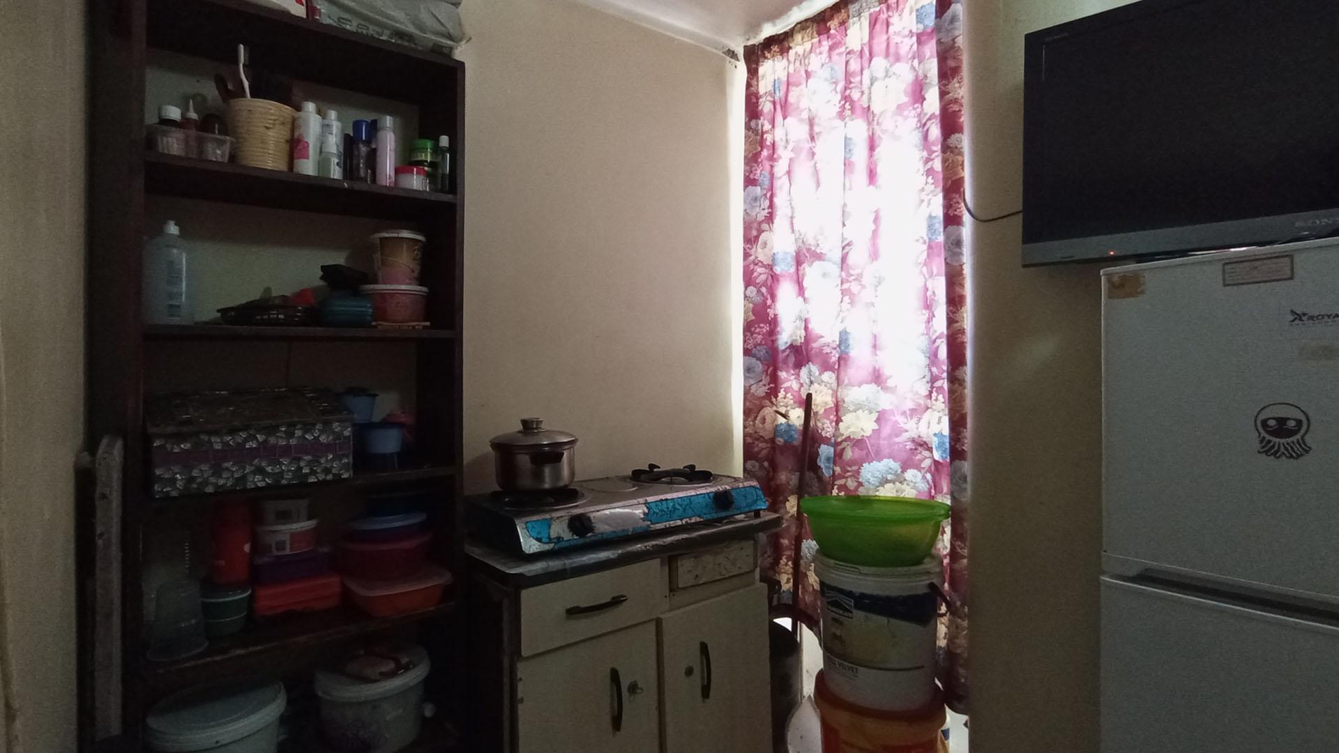 Bed Room 2 - 8 square meters of property in Sunnyside