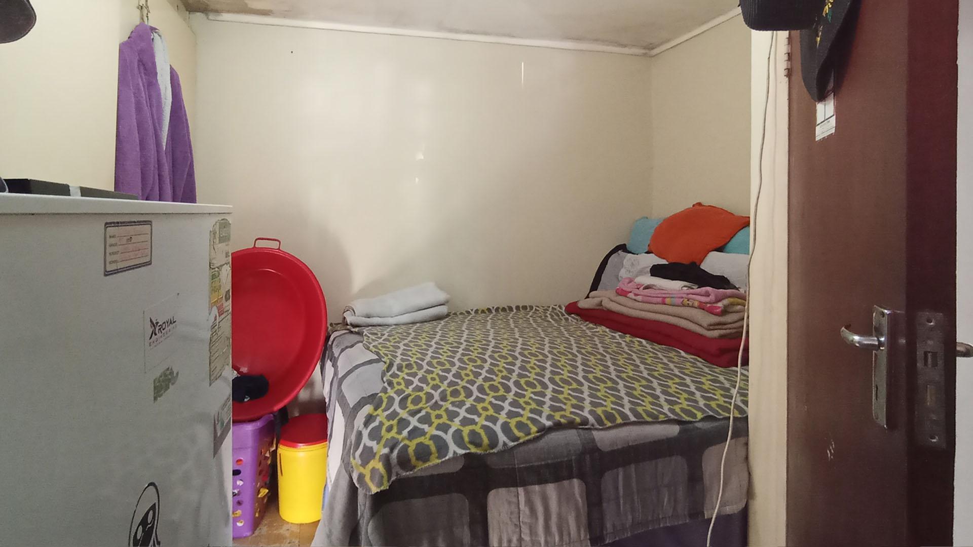 Bed Room 2 - 8 square meters of property in Sunnyside