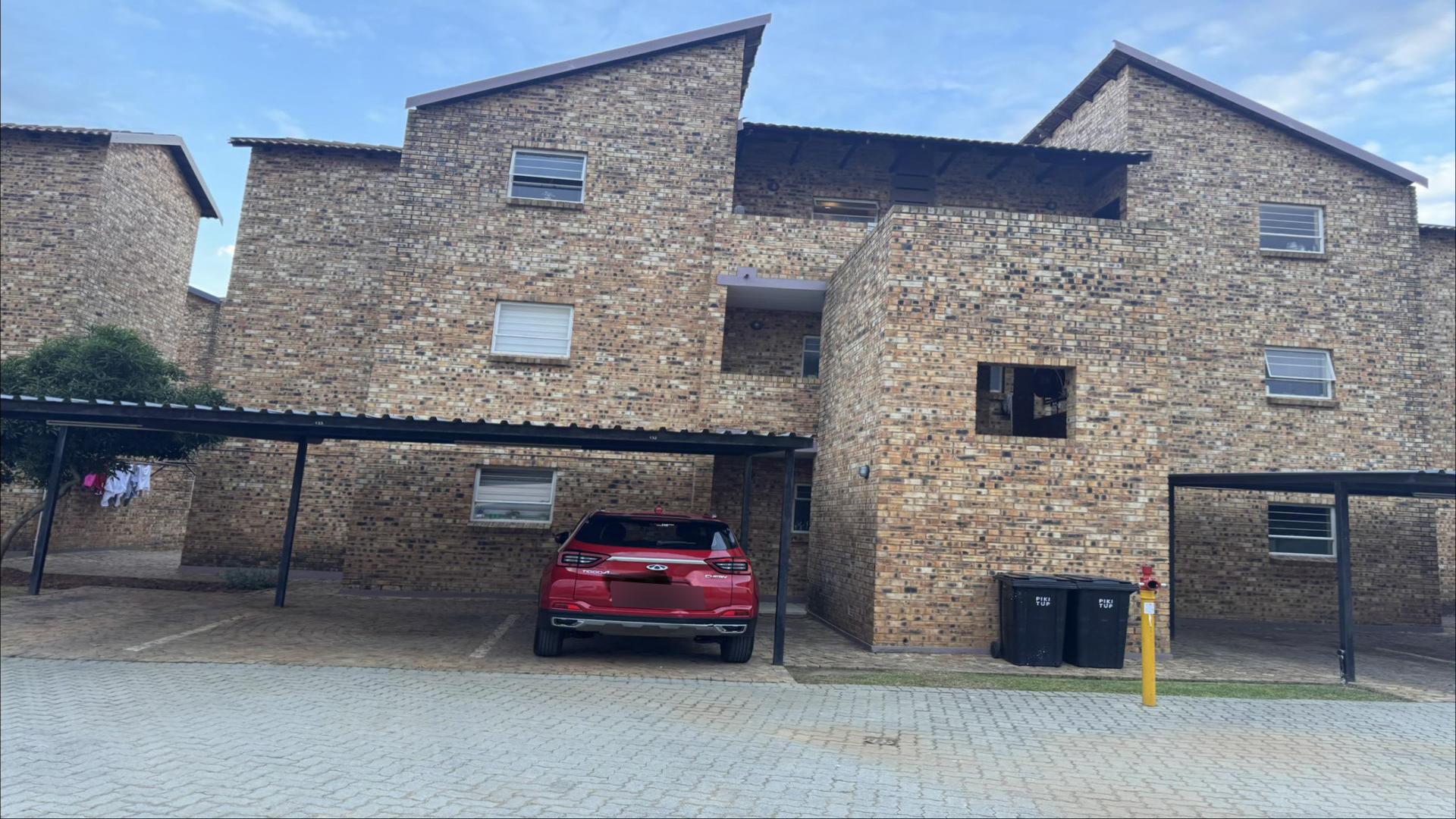 Carport  of property in Roodepoort