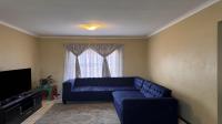 Lounges - 16 square meters of property in Roodepoort