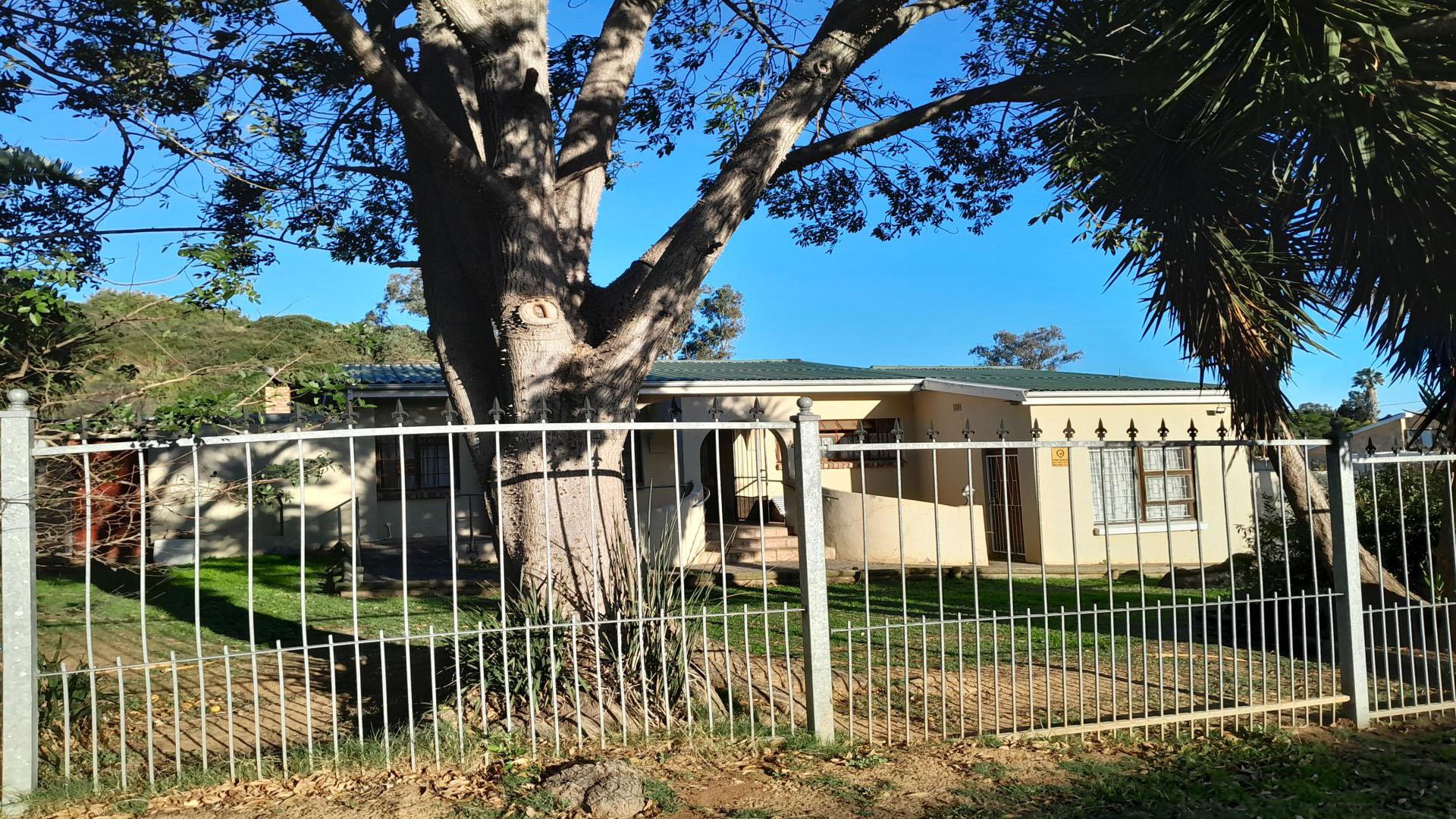 Front View of property in Uitenhage