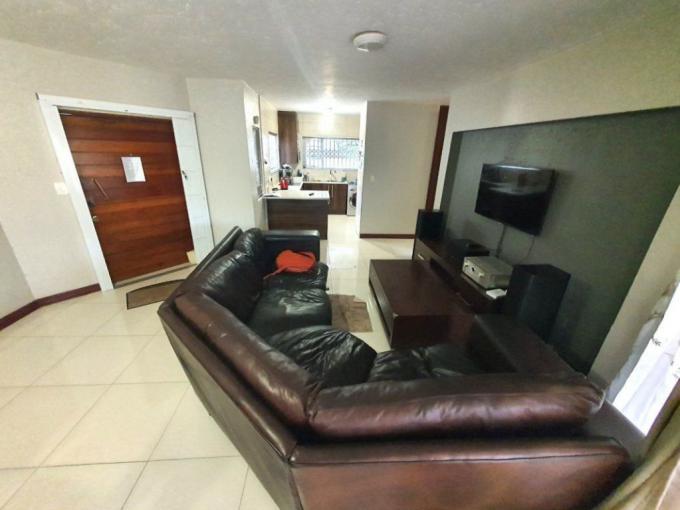 3 Bedroom Simplex for Sale For Sale in Bedford Gardens - MR676678